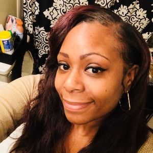 Meet your Posher, Nykia